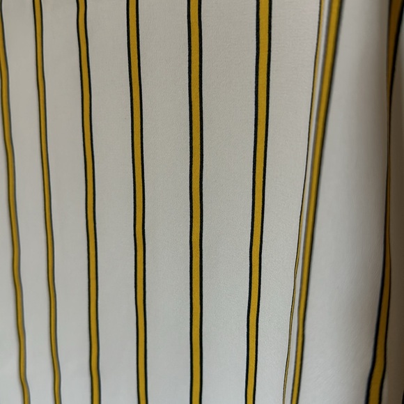 RW&CO Stripped V-Neck Silky Crepe Cami - Picture 2 of 7